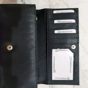 Identity Stronghold Black Wallet (Ladies) NWT